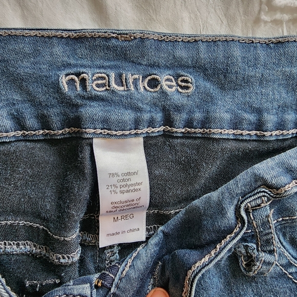 MAURICES Size 8 Skinny Jean - Picture 2 of 2